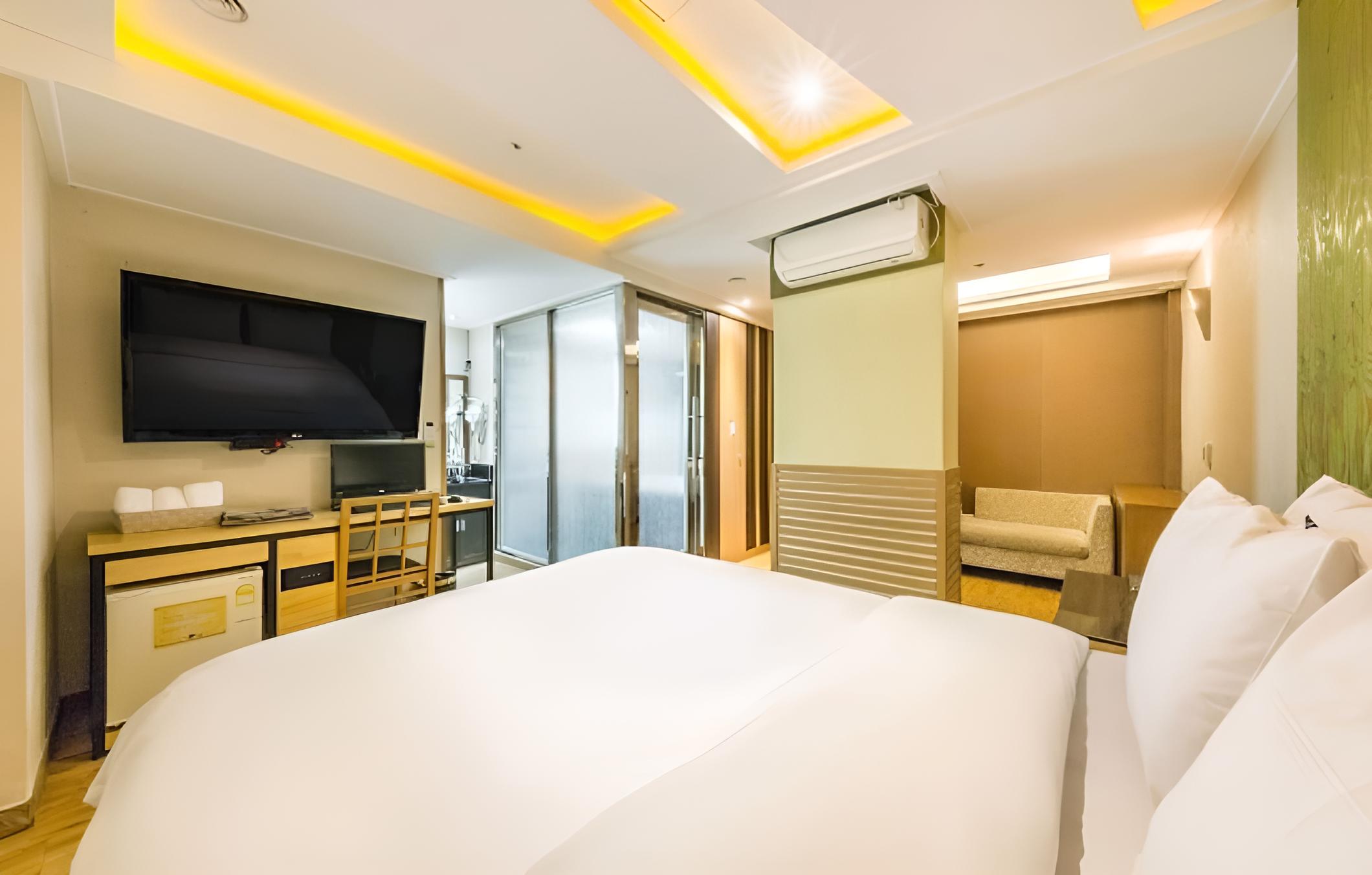 Gildong Argo Hotel