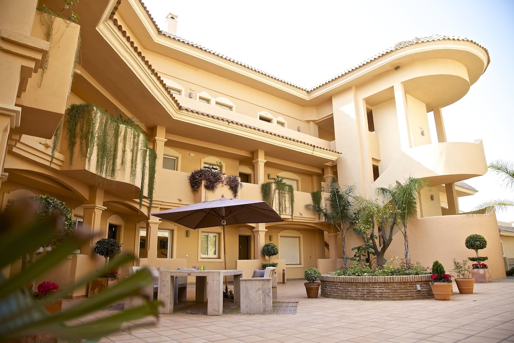 Marbella Vacations - Aloha Hill Club Golf Spa Apartments - Property Image 47