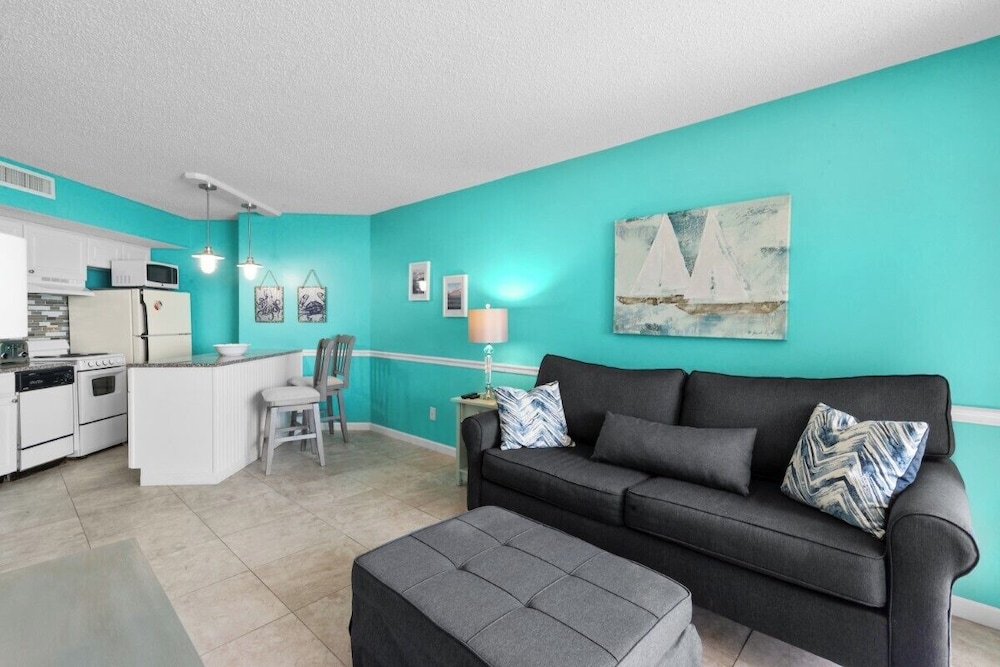 Units at Ocean Forest Plaza by Elliott Beach Rentals