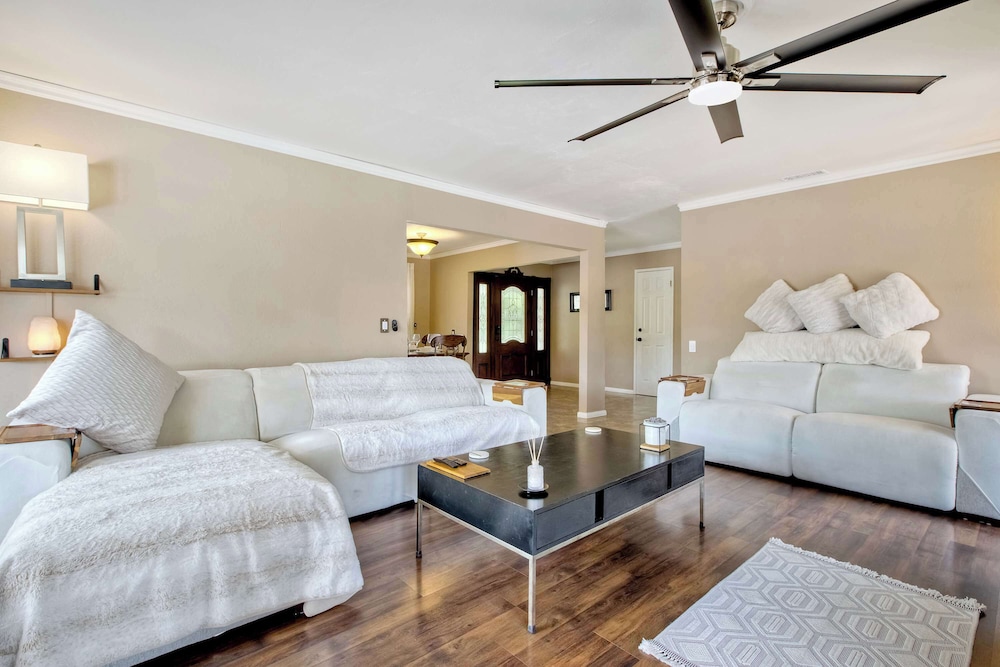 O-side Oasis - Luxury Stay for 7
