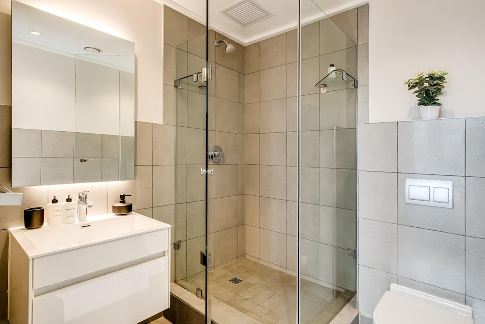 1bed Apt in Cape Town CBD City Suite 1602