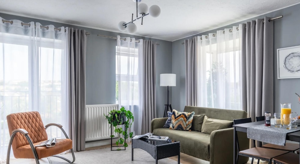 Captivating 2-bed Apartment in Chatham