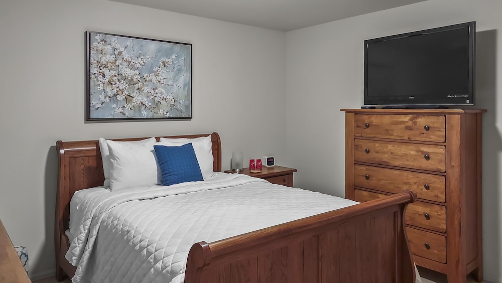 Hermosa Haven 3 Bedroom Home view 4