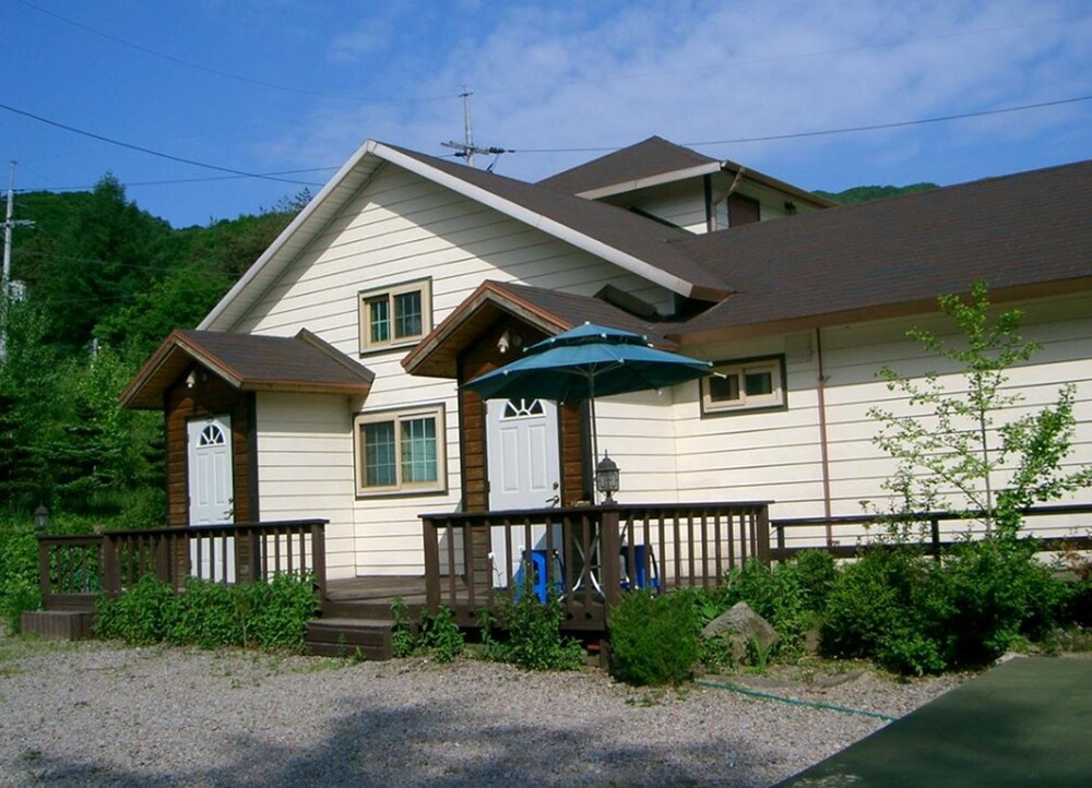 Nadeuli Pension