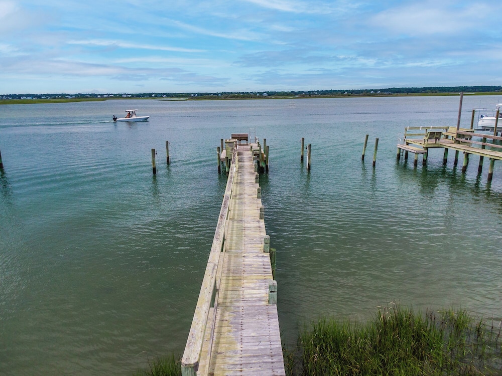 Loony Dunes by Topsail Realty