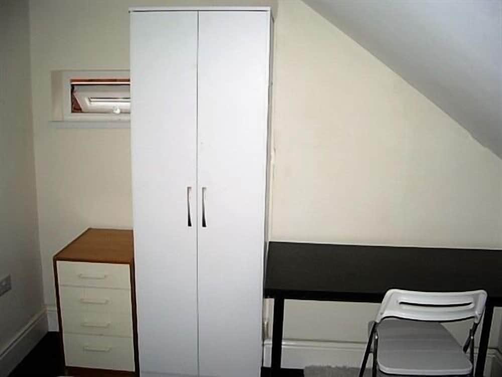 Birmingham Guest House 17