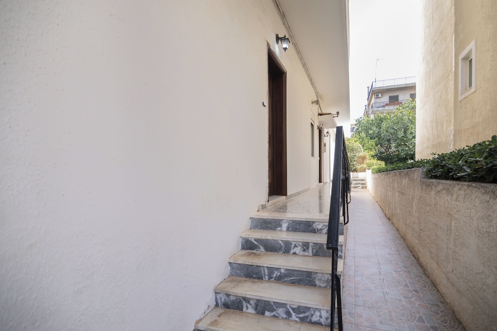 Maria's Cozy Getaway in Glyfada