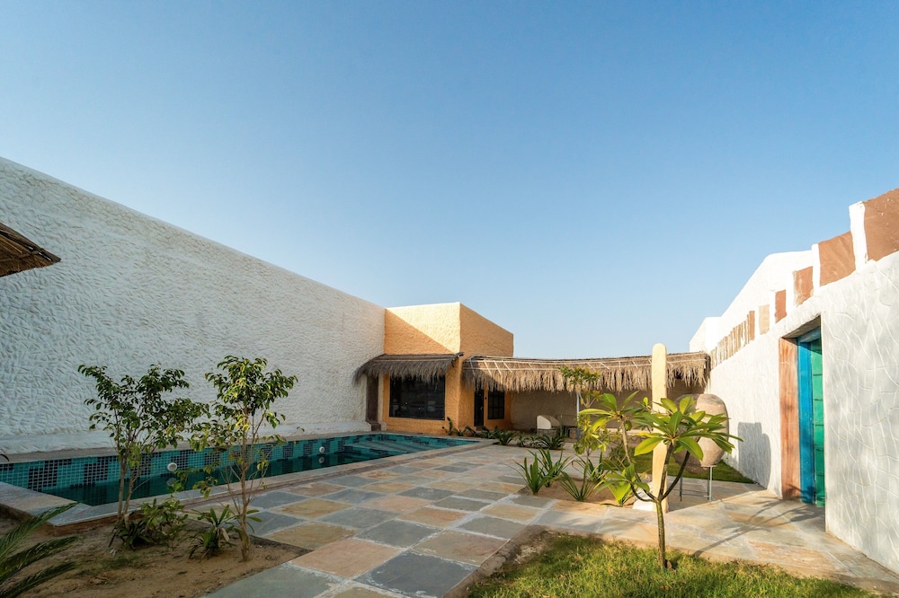 Dunes and You, Pushkar - A Luxury Pool Villas Retreat