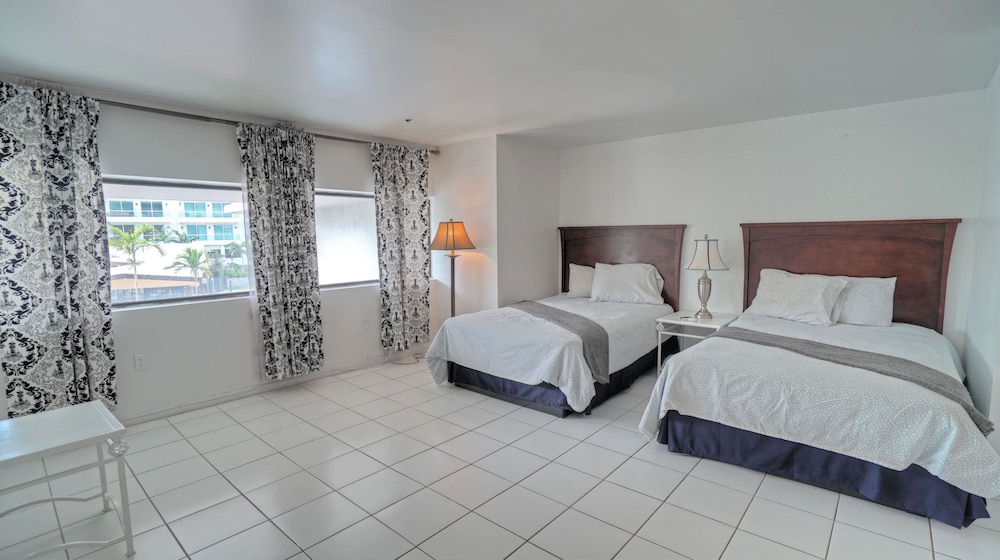 Private Apartments at the Casablanca