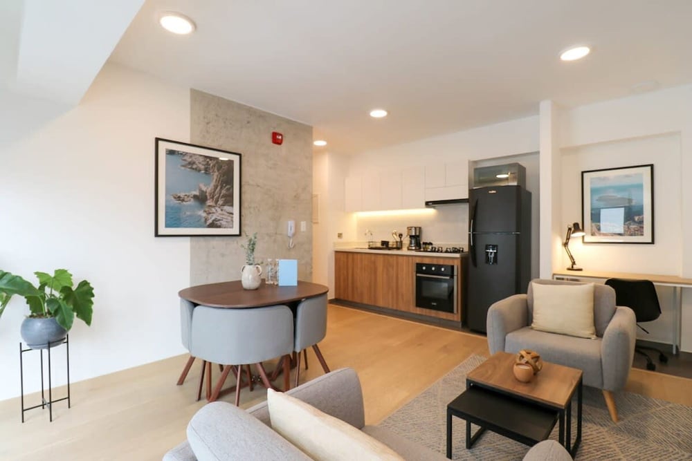w Splendid 1BR Duplex in Miraflores