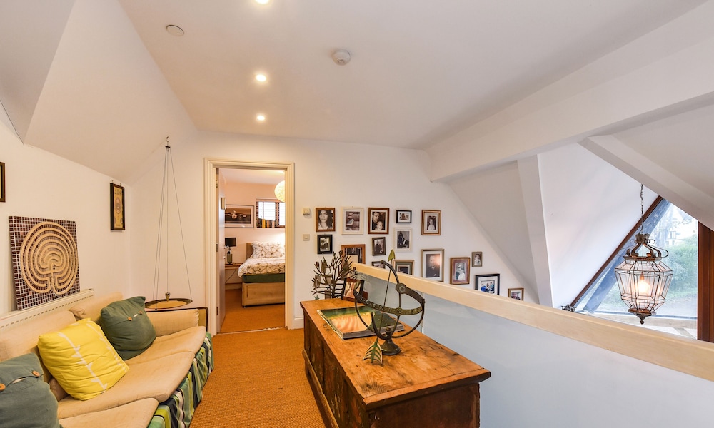 Worthing Vacations - The Enclave - Property Image 11