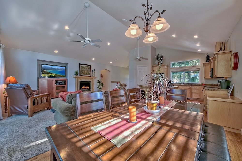 1272g Where Eagles Fly 3 Bedroom Home