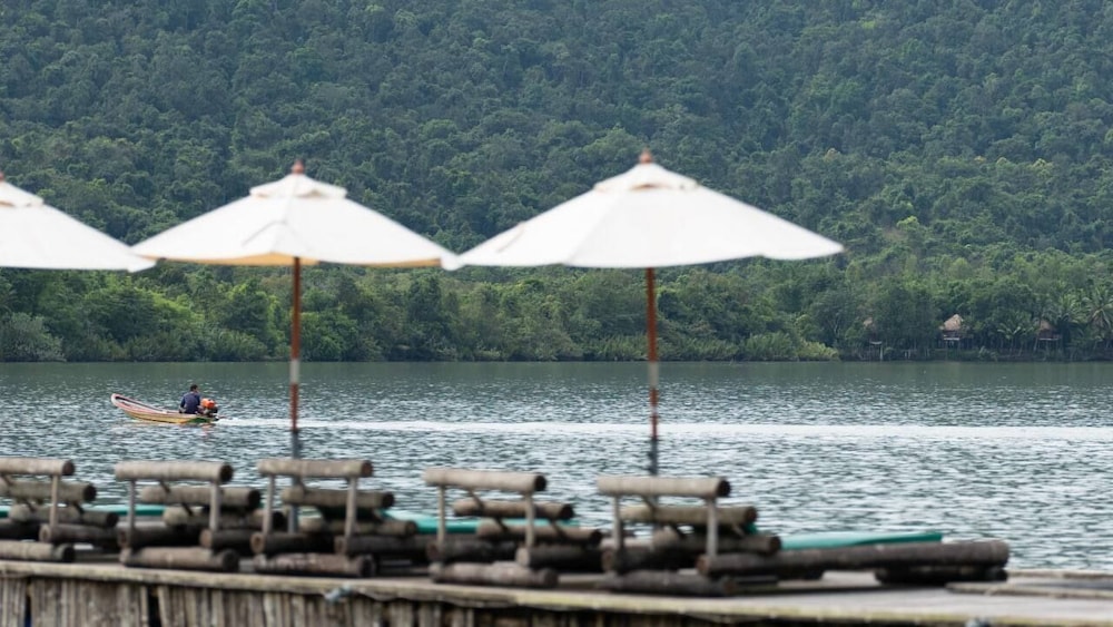 Thansur Tatai Eco Resort