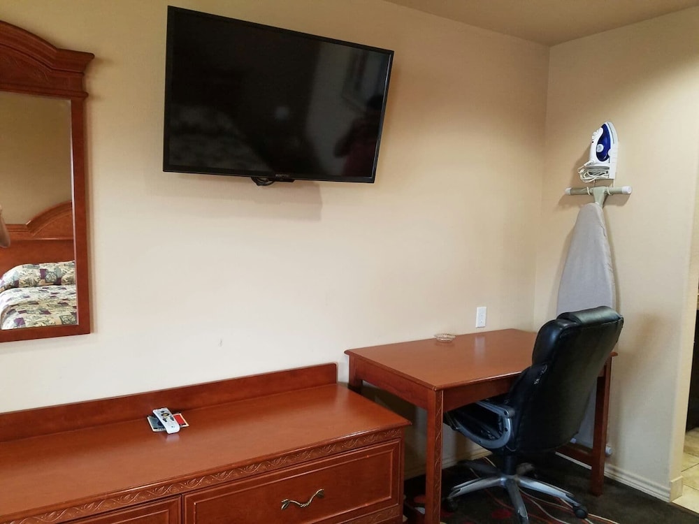 El Camino Motel - Property Image 30