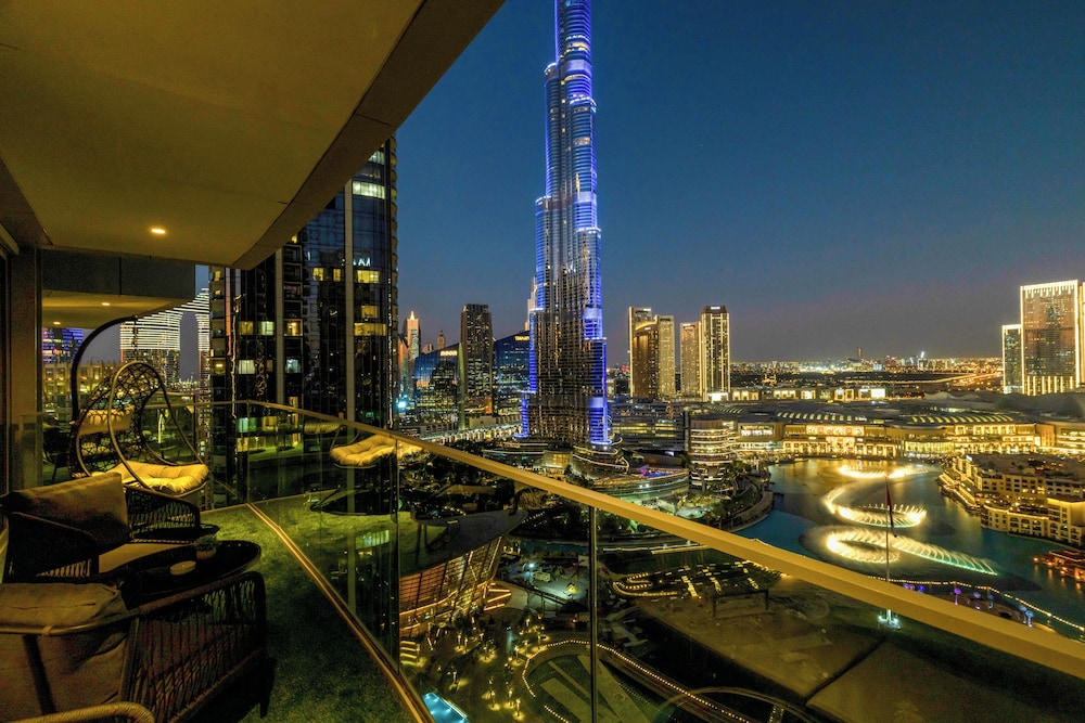 Roomszy Residences - Opera Grand