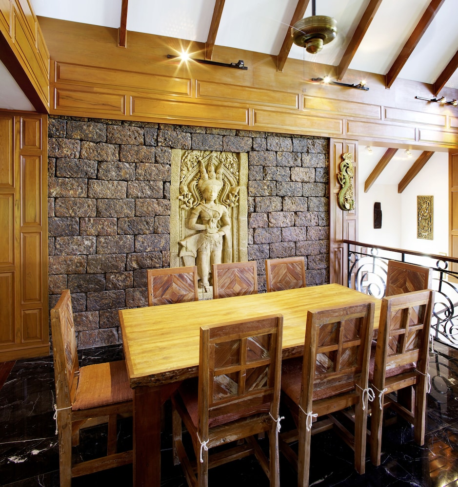 Thara Bayview Villa