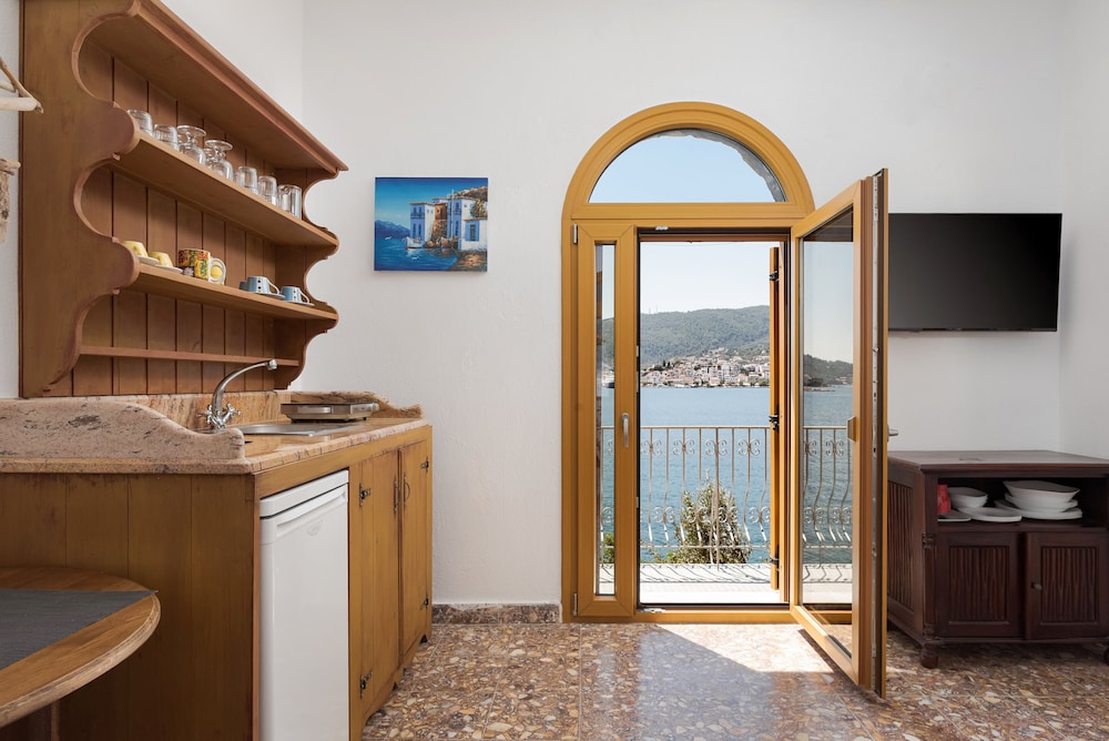 Porto Castello Villas