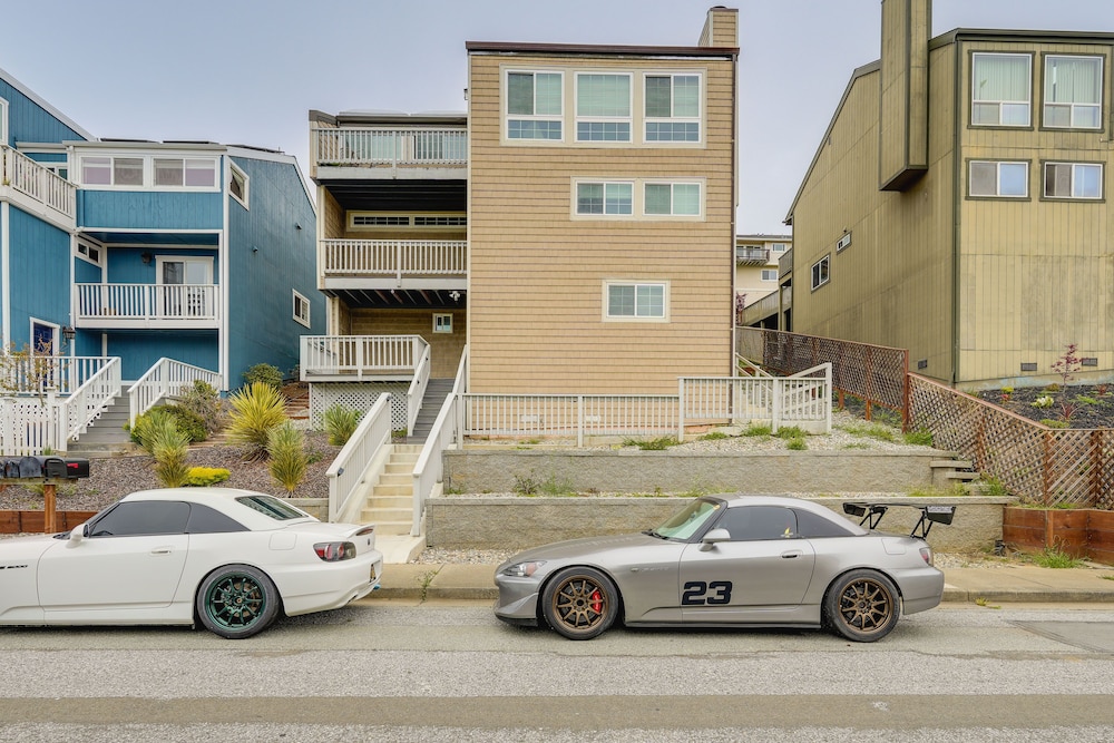 Efficiently Equipped Pacifica Apt - 1 Mi to Beach! view 2