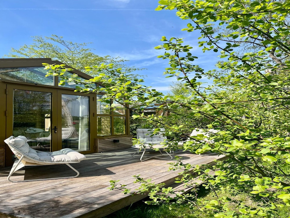 Group Accommodation for 36 Guests