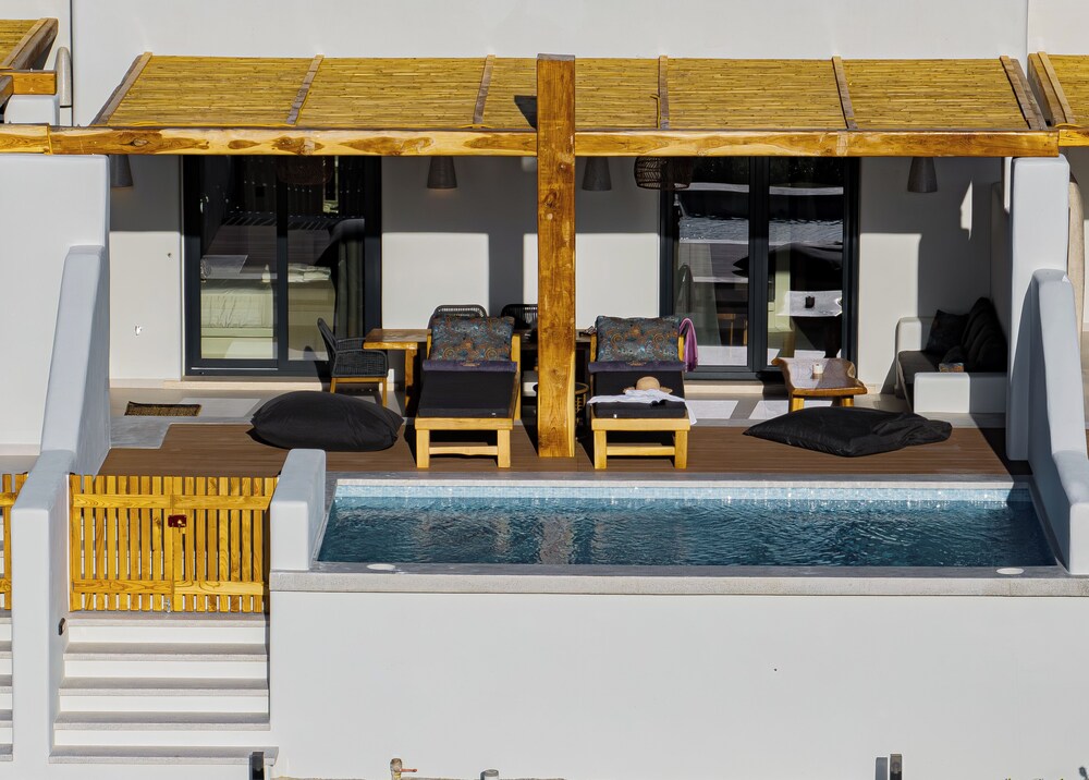 La Grande Vue Private Villas