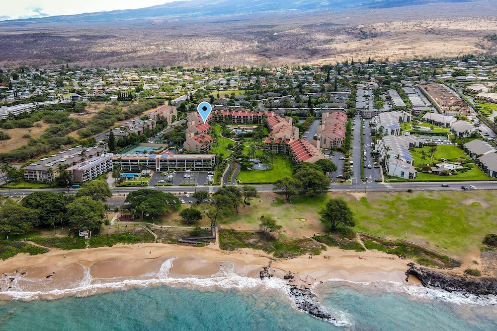Kamaole Sands 2-406 - Luxurious Renovation - Penthouse Ocean Views - Split AC