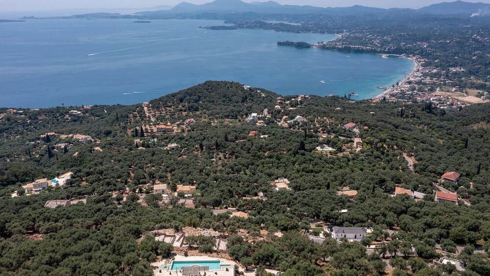 Villa Summer Wine by White Dream Villas