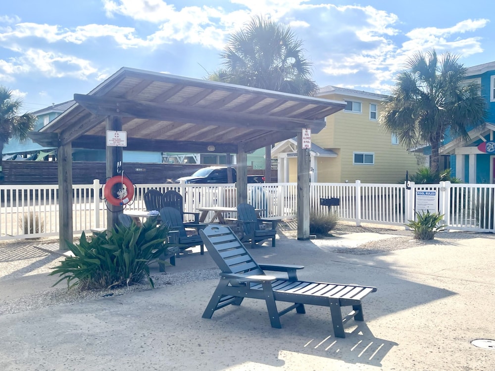 Seas The Day by Silver Sands Vacation Rentals