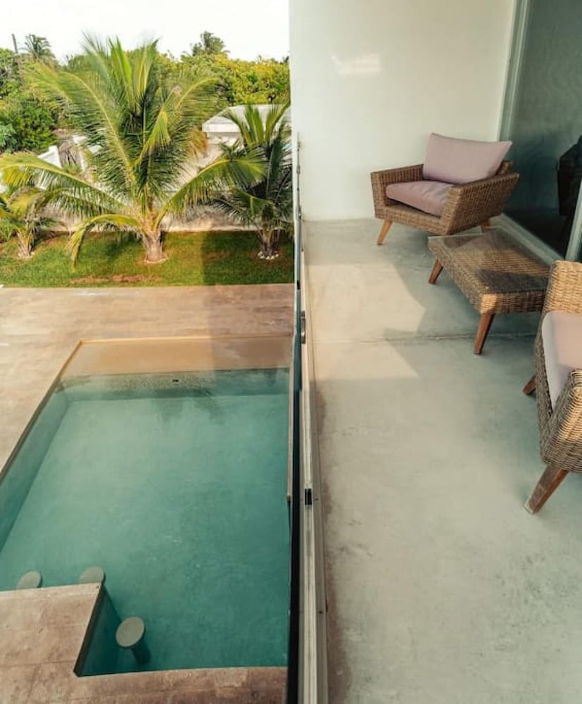 Casa Virasol - Yucatan Home Rentals view 2
