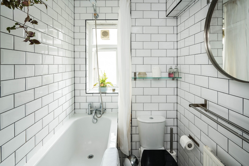 2Bd Stylish Home W/T Grand Piano Central London