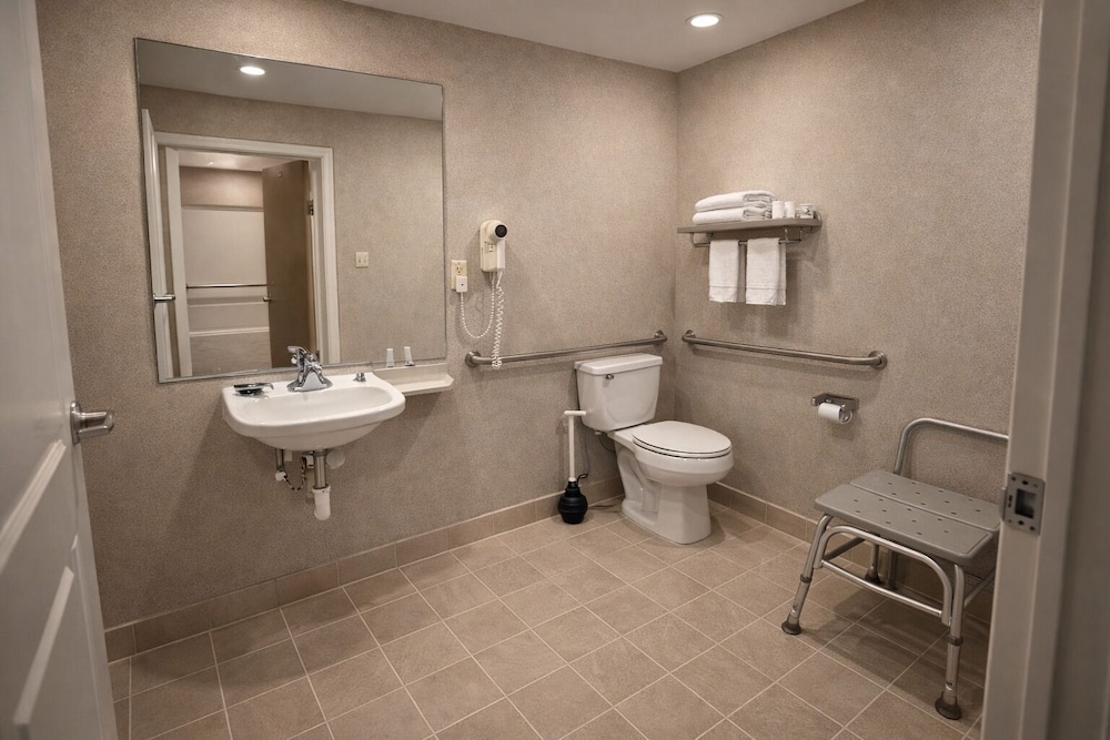 Spring Place Inn & Suites
