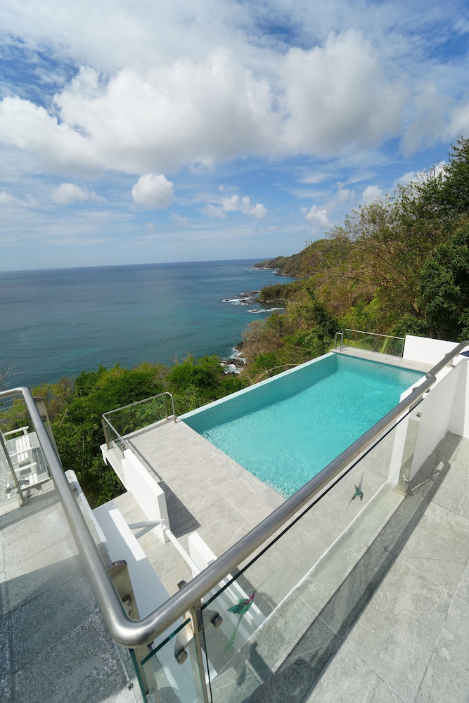 Villa Being - Tobago Luxury B&B