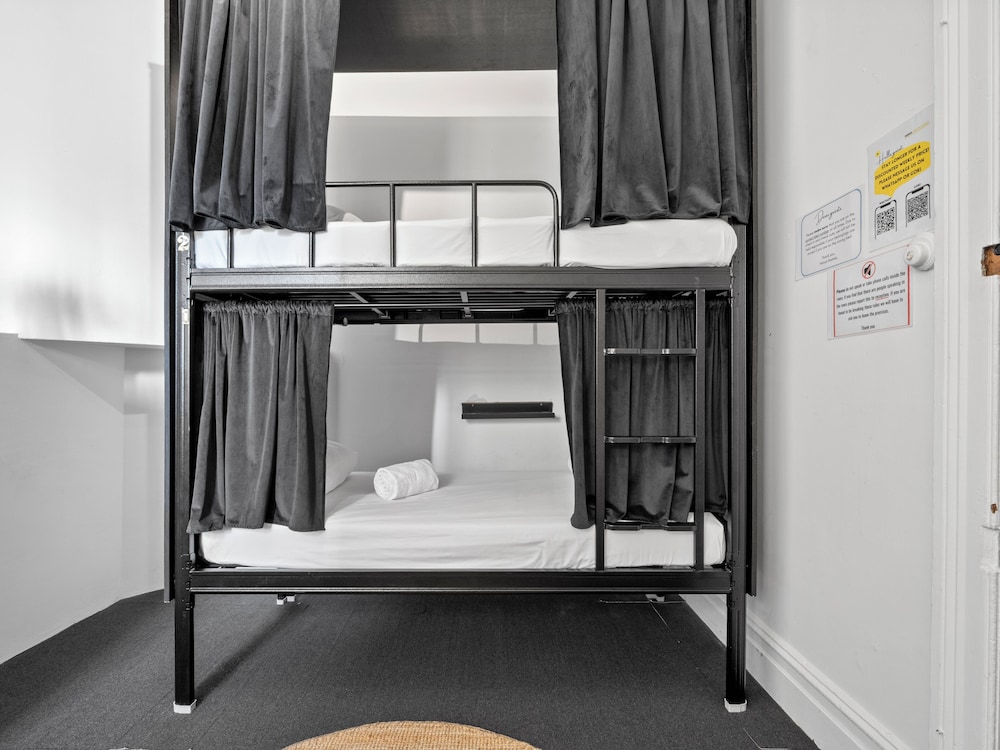Potts Point Vacations - Azzurro Pod Hotel Potts Point - Property Image 17
