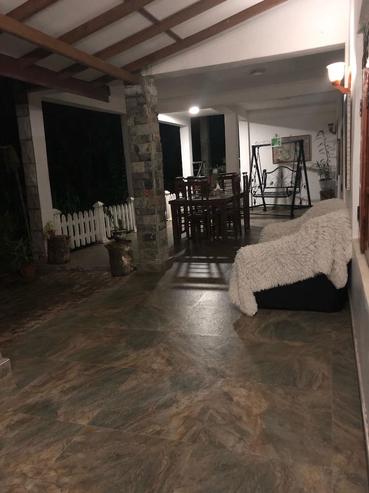 Photo 28