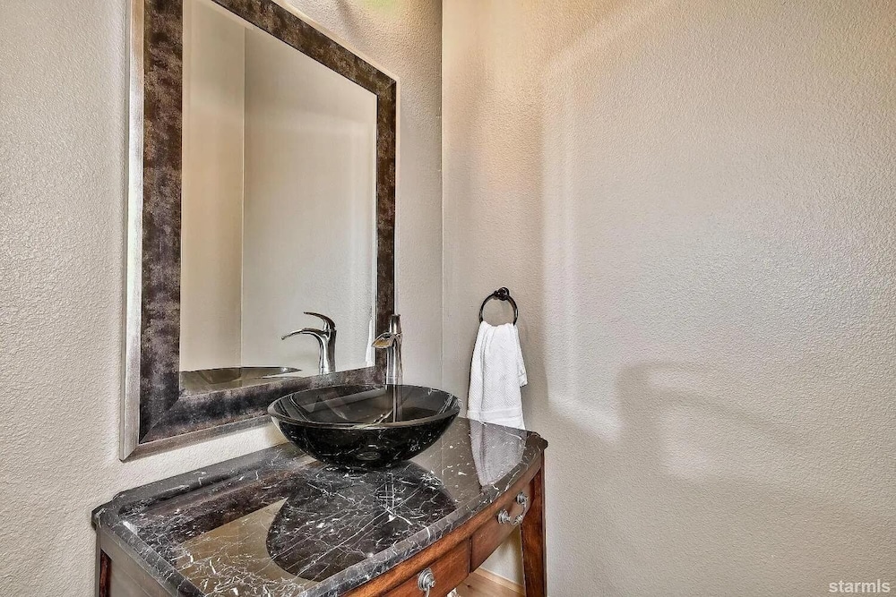 539 Wintoon Drive 4 Bedroom Home