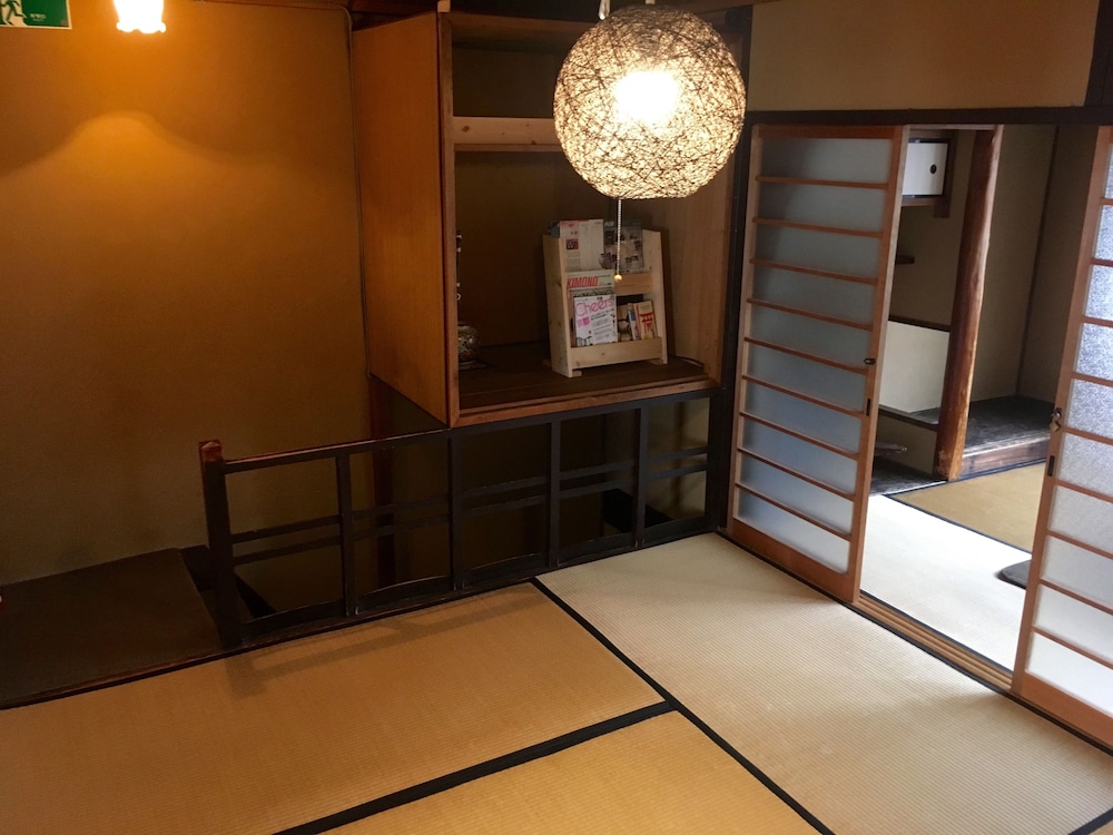 Kyoto Guest House WAON