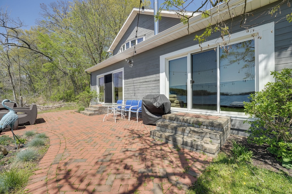 Spacious Delton Home w/ Fire Pit + Lake Views