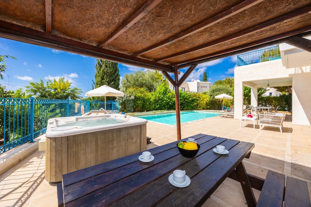 Villa Athina Ena in Peyia