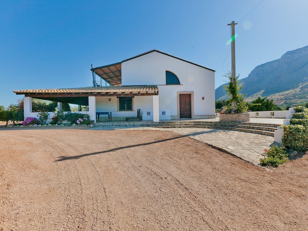 Holiday Home With Pool, Sicily photo 4