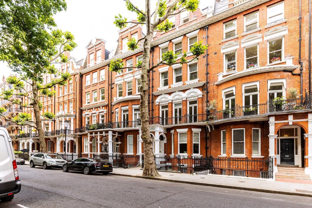 The Studio at Bramham Gardens