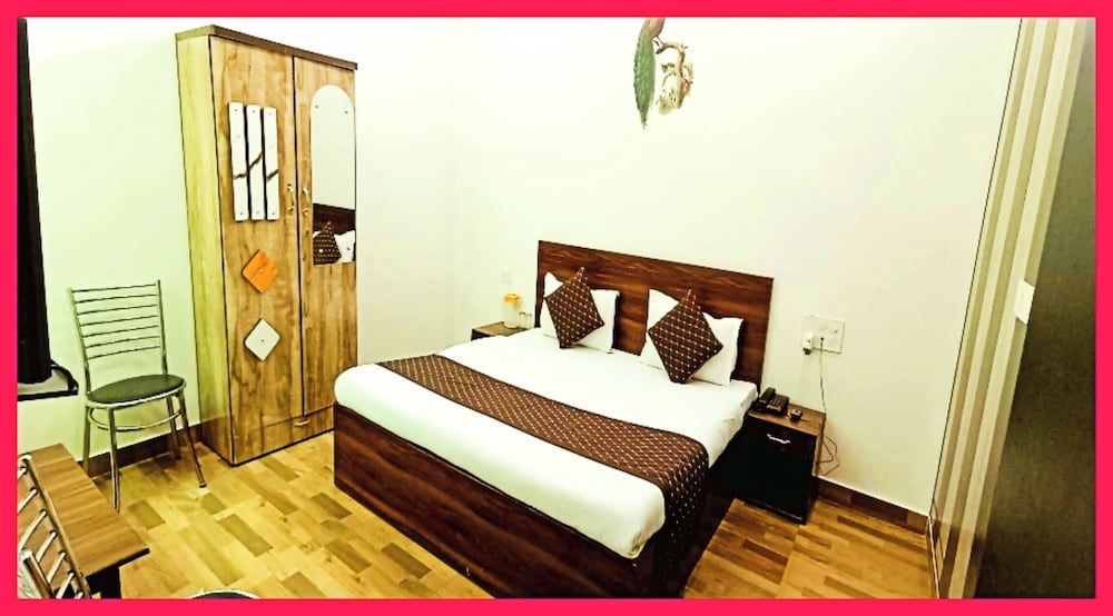 Hotel The NV Grand Palace Vrindavan
