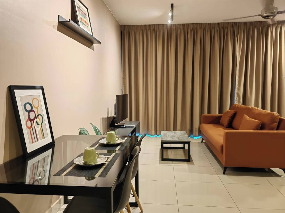 Cozy Studio in Shah Alam With Mountain View