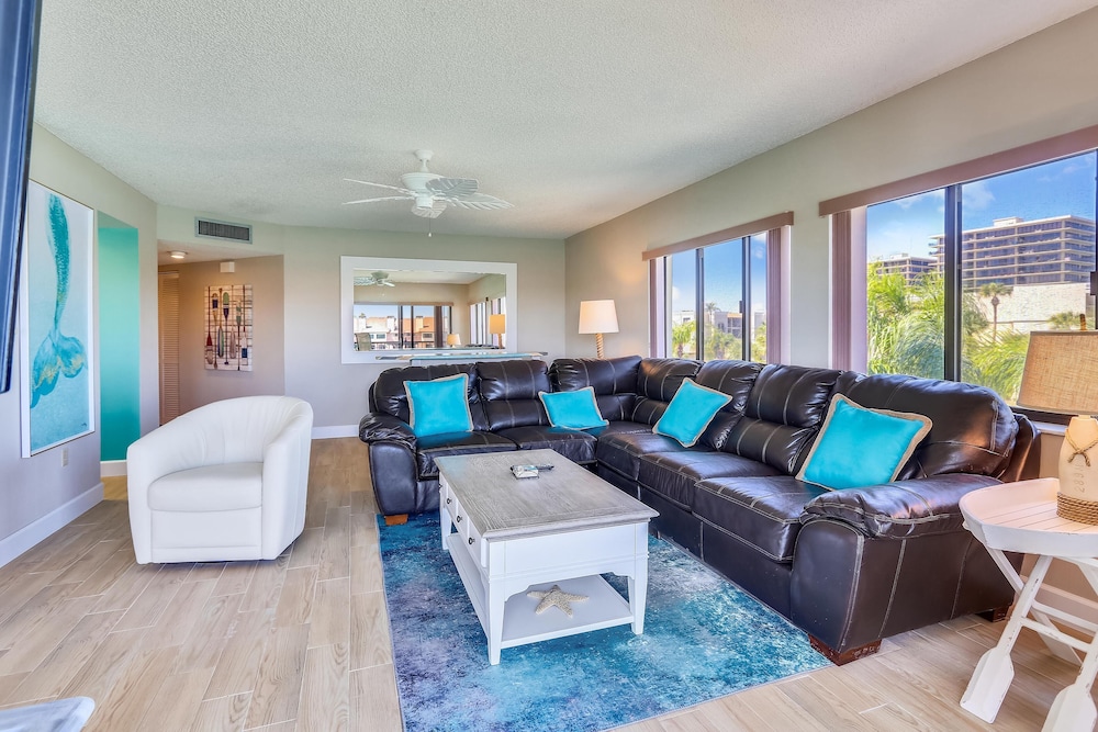 Land's End 3-301 Bay Front - Premier