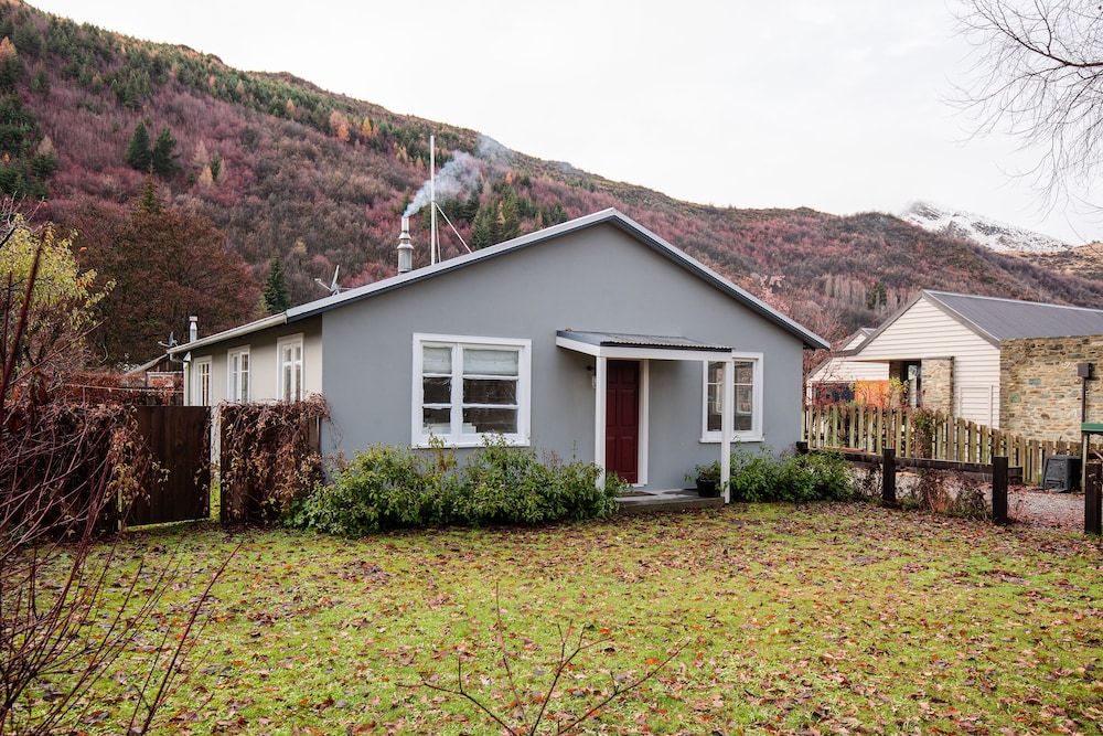 Picturesque Home in Historical Arrowtown view 5