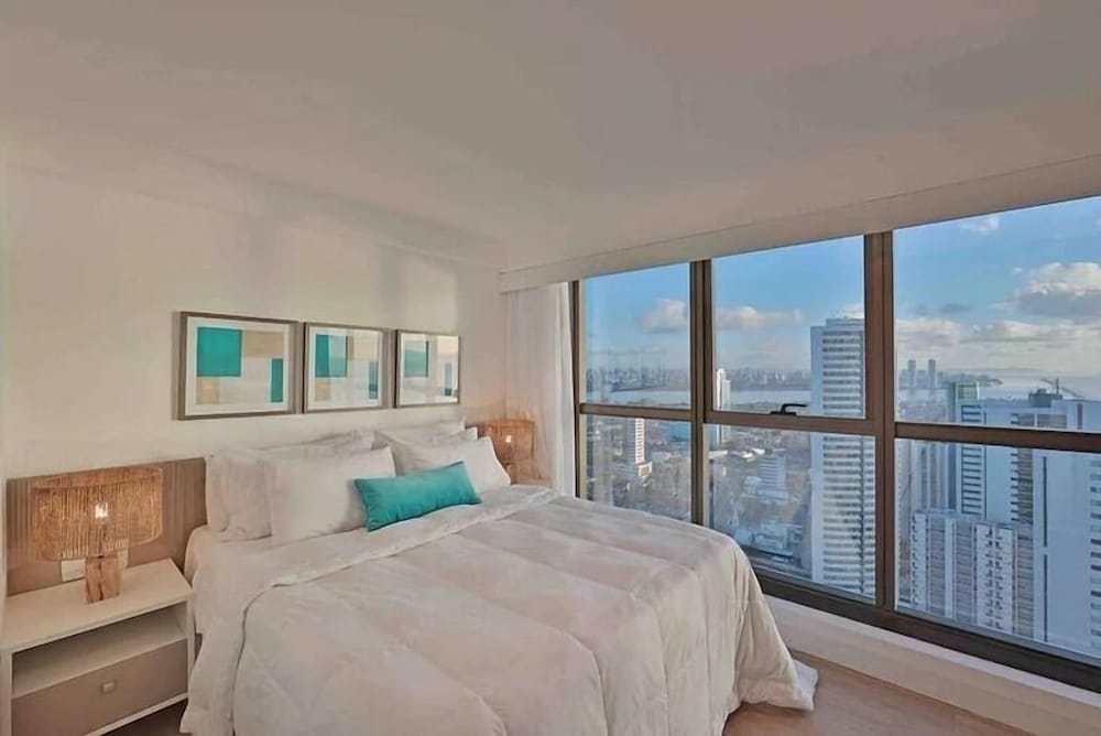 HY Beach Flats