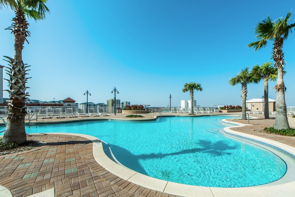 Laketown Wharf 1326 view 2