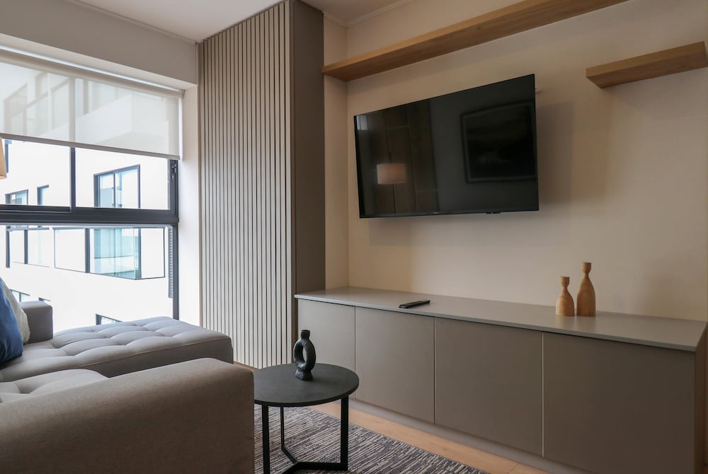 w Divine 2BR w Majestic Deco in Barranco