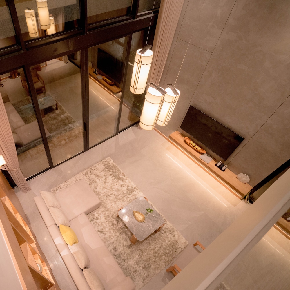 Icity Oneriver Luxury Villa view 3