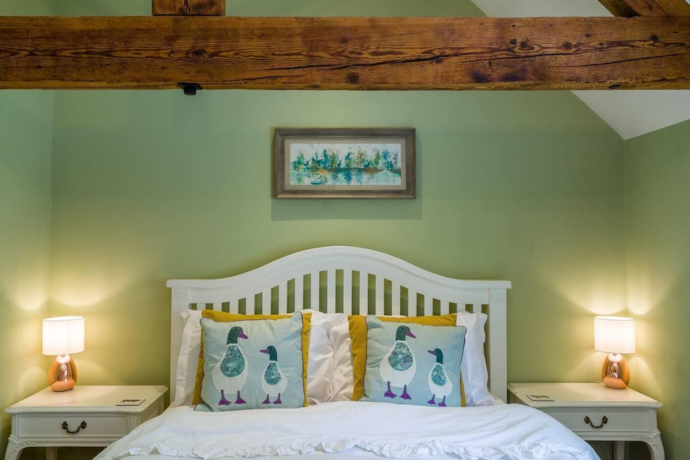 Idyllic Country Suite view 5