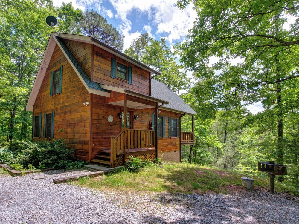 Macys Hideaway by Jackson Mountain Rentals