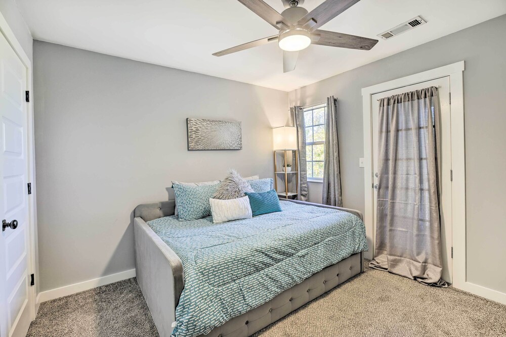 Birmingham Vacations - Chic Meadowbrook Condo  12 Mi to Birmingham! - Property Image 4